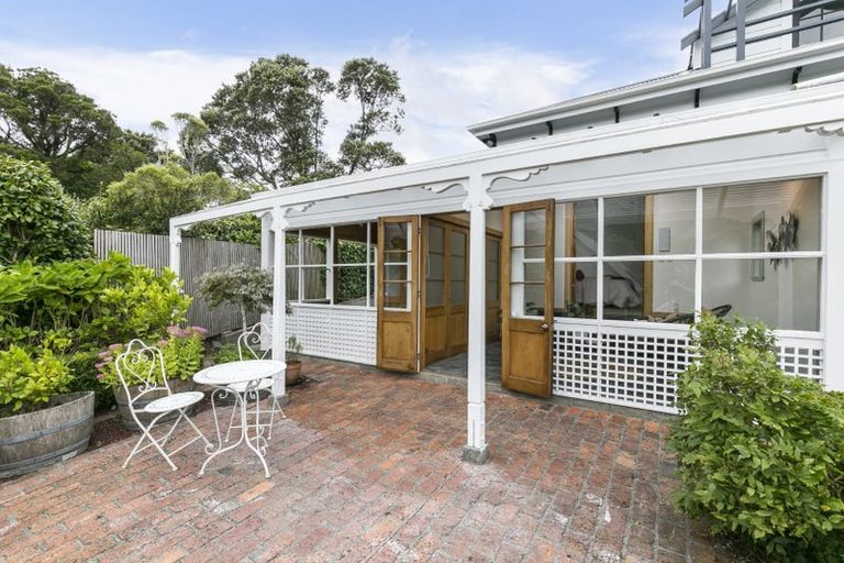 Photo of property in 51 Simla Crescent, Khandallah, Wellington, 6035