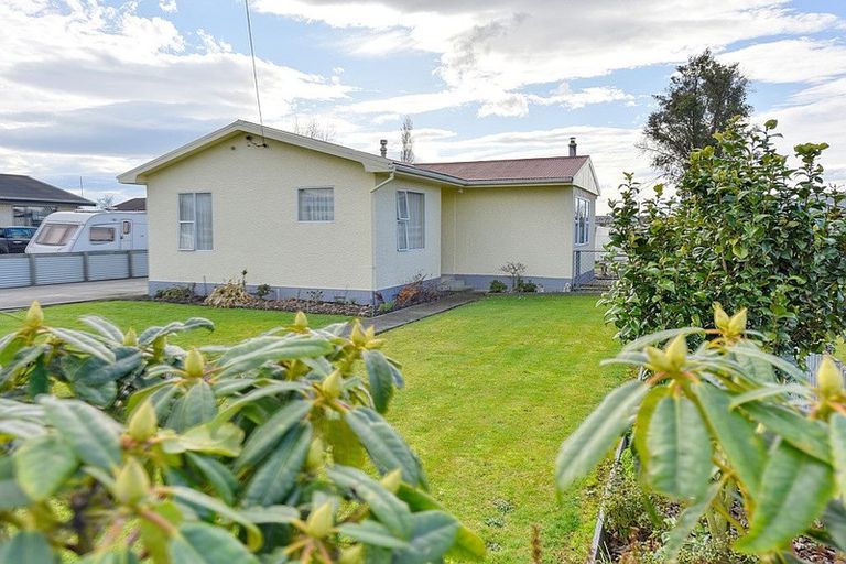 Photo of property in 17 Charlton Road, Gore, 9710