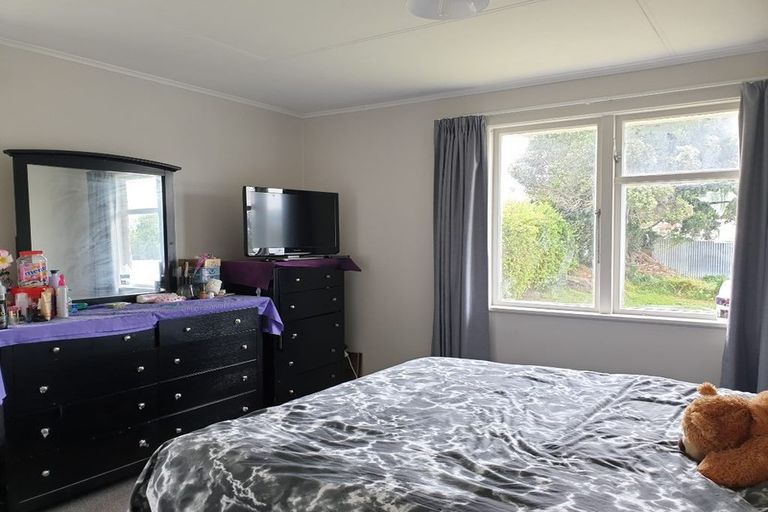 Photo of property in 55 Westmeath Street, Waitangirua, Porirua, 5024