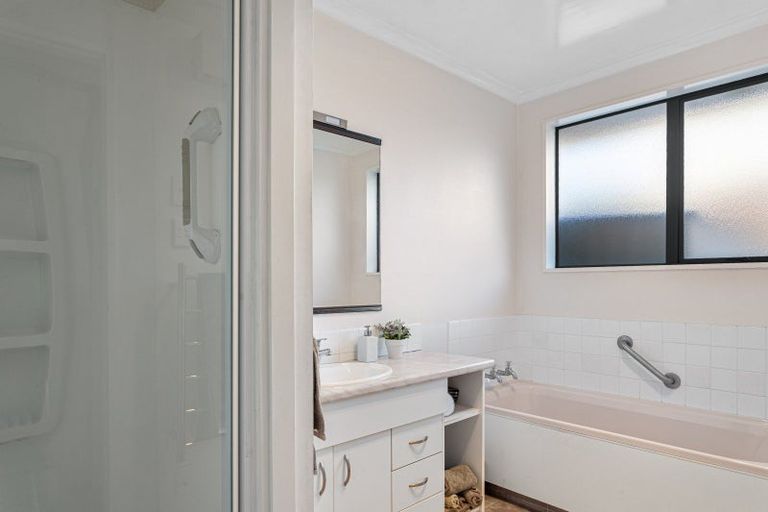 Photo of property in 1/81 Lancewood Drive, Halswell, Christchurch, 8025