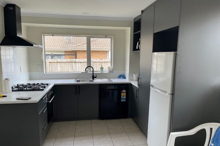 Photo of property in 3a Margarita Rise, Pukekohe, 2120