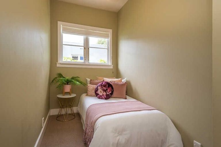 Photo of property in 193 Weston Road, St Albans, Christchurch, 8052