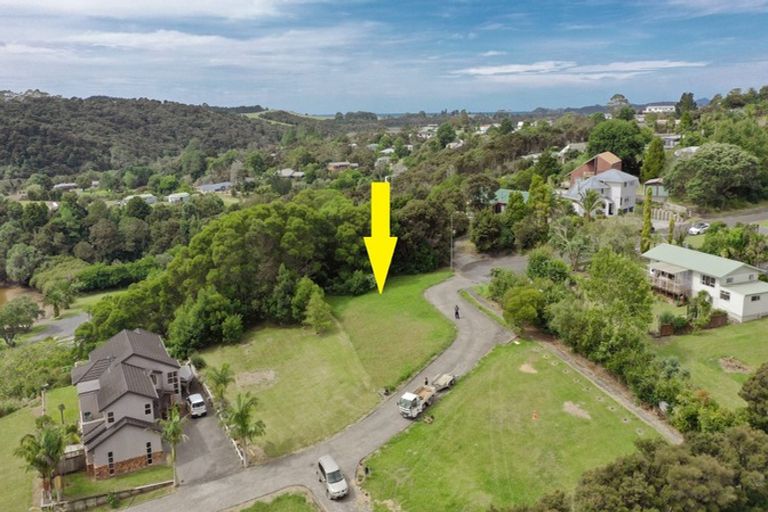 Photo of property in 21 Wilson Road, Haruru, 0204