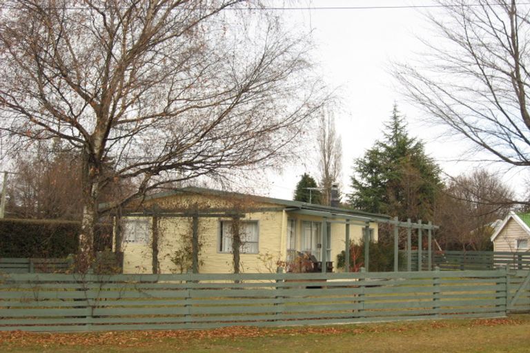 Photo of property in 40 Caernarvon Street, Arrowtown, 9302