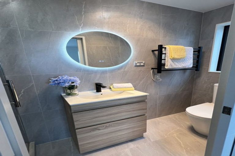 Photo of property in 19 John Gray Street, Papakura, 2110