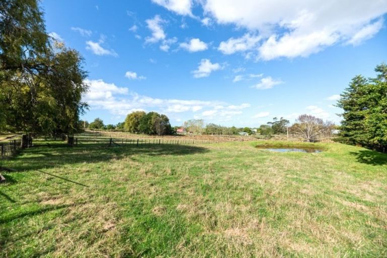 Photo of property in 87 Kahikatea Flat Road, Dairy Flat, Albany, 0794