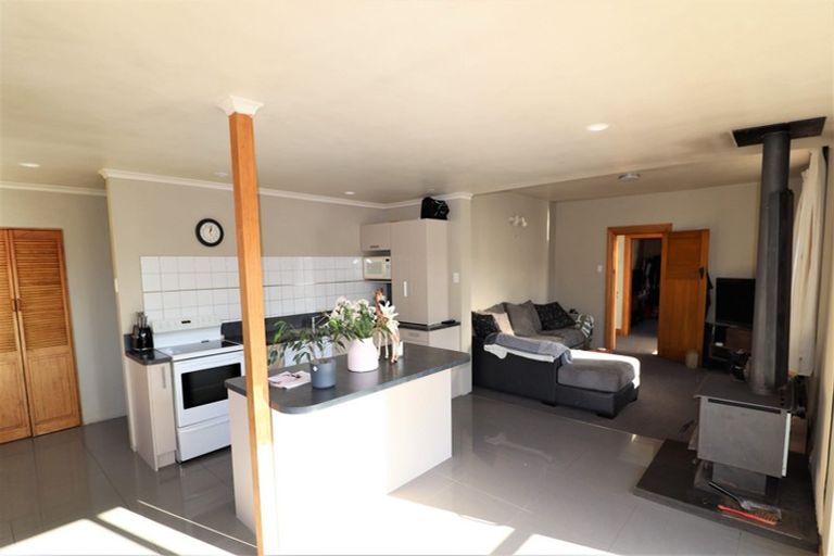 Photo of property in 73 Greta Street, South Hill, Oamaru, 9400