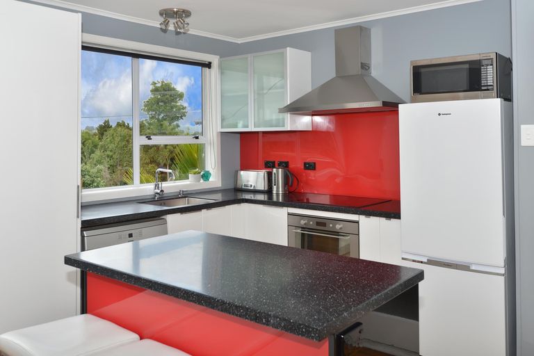 Photo of property in 37 Takahe Street, Tikipunga, Whangarei, 0112