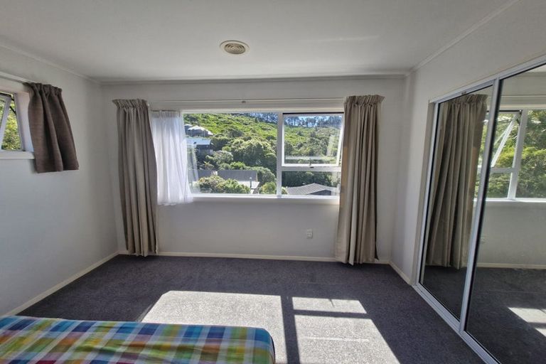 Photo of property in 13 Waikare Street, Karori, Wellington, 6012