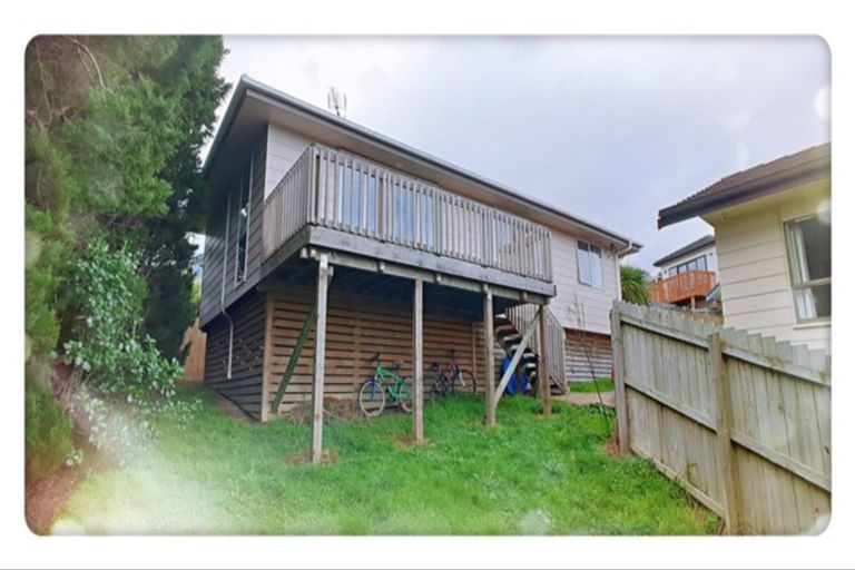 Photo of property in 148a Aviemore Drive, Highland Park, Auckland, 2010