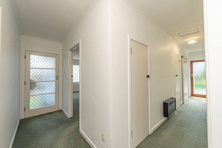 Photo of property in 62 Parkes Avenue, Saint Johns Hill, Whanganui, 4501