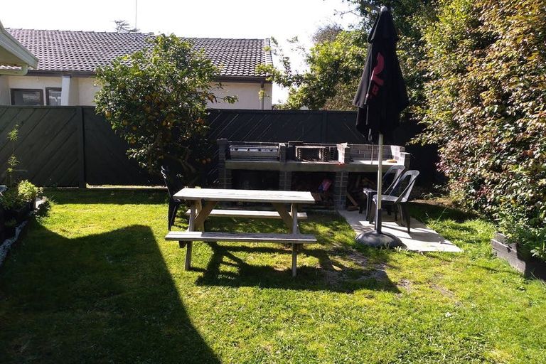 Photo of property in 40a Park Estate Road, Rosehill, Papakura, 2113