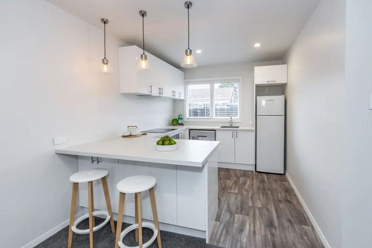 Photo of property in 3/11 Division Street, Riccarton, Christchurch, 8041