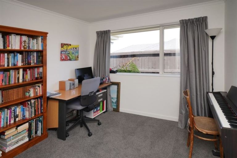 Photo of property in 53 Sutherland Drive, Kaiapoi, 7630