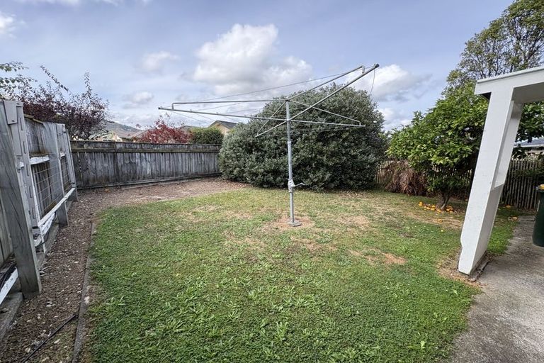 Photo of property in 70 Belvedere Avenue, Waikanae, 5036