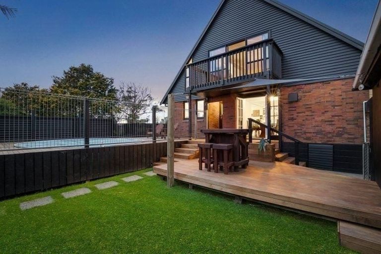 Photo of property in 241 Victoria Street West, Pukekohe, 2120