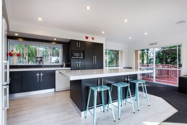 Photo of property in 12 Ngaio Street, Inglewood, 4330