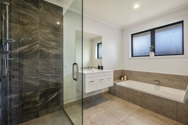 Photo of property in 4 Caledonian Place, Cromwell, 9310