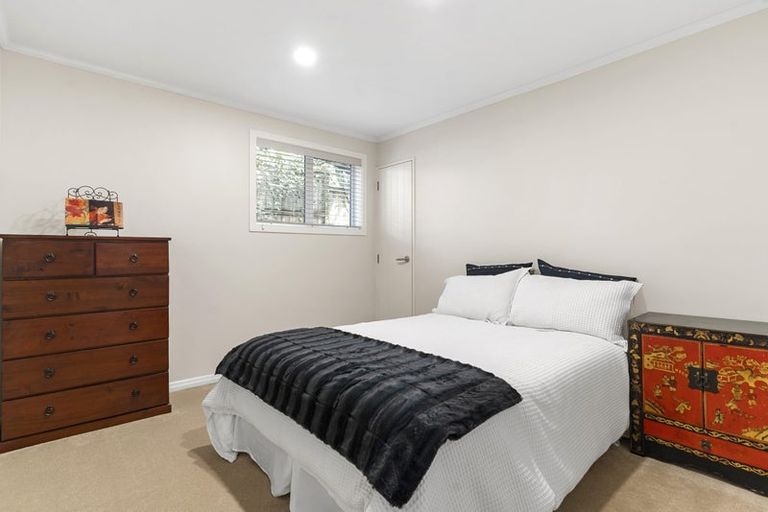 Photo of property in 21 Brooke Ridge Rise, East Tamaki Heights, Auckland, 2016