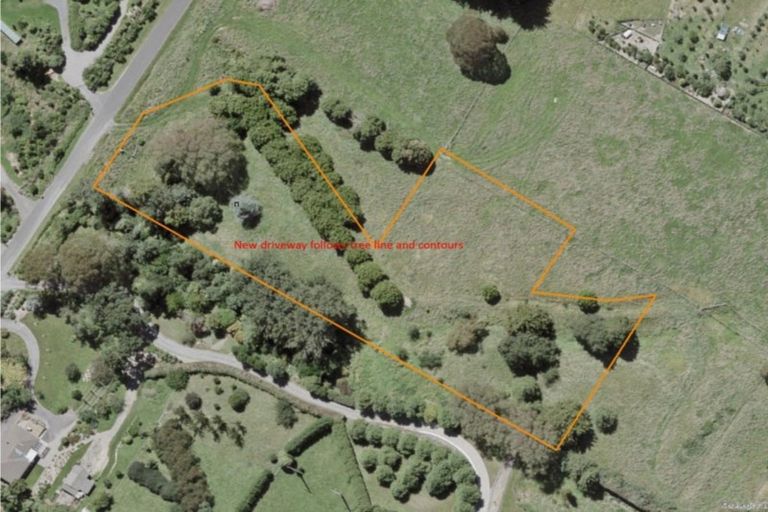 Photo of property in 143 Huia Street, Waikanae, 5391