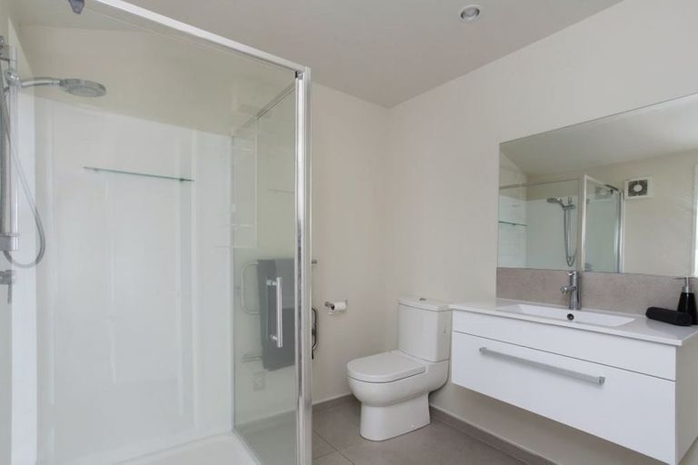 Photo of property in 9a Pavilion Crescent, Hillmorton, Christchurch, 8024