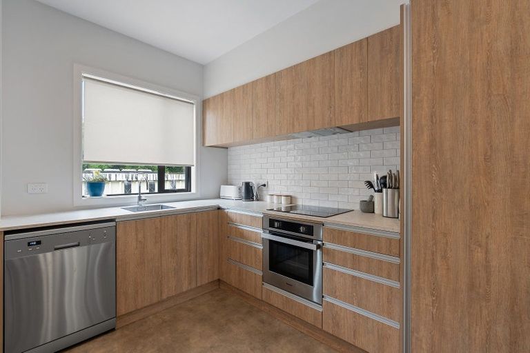 Photo of property in 4/23 Middleton Road, Johnsonville, Wellington, 6037