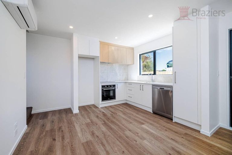 Photo of property in 3/77 Wainui Street, Riccarton, Christchurch, 8041