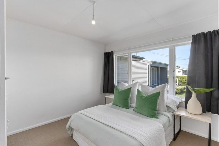 Photo of property in 7 Palmerston Road, Havelock North, 4130