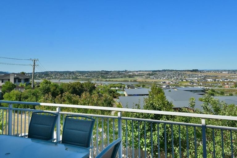 Photo of property in 66 Maire Road, Orewa, 0931