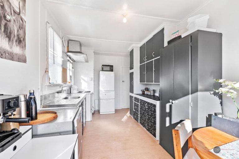 Photo of property in 109 Waddington Drive, Naenae, Lower Hutt, 5011