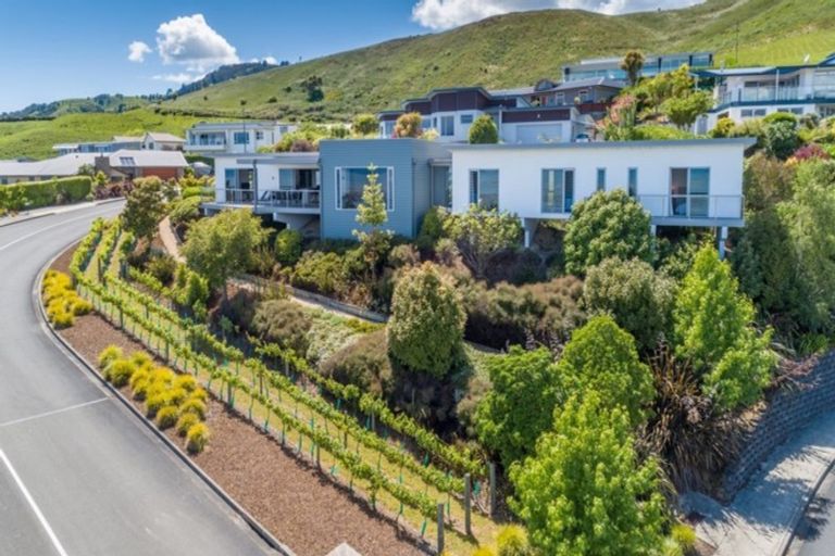 Photo of property in 64 Bay View Road, Atawhai, Nelson, 7010