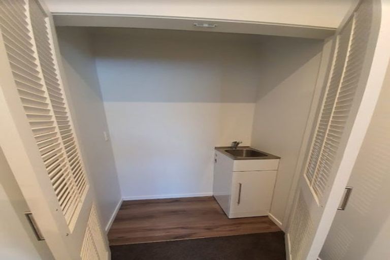 Photo of property in 5a Roband Crescent, Brown Owl, Upper Hutt, 5018