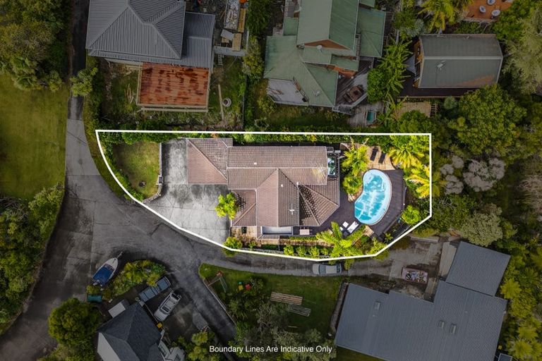 Photo of property in 73m Park Rise, Campbells Bay, Auckland, 0630