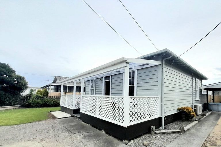 Photo of property in 13 Carlisle Street, Milson, Palmerston North, 4414