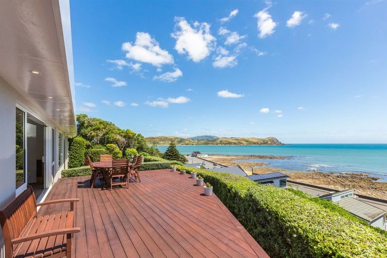 Photo of property in 11 Motuhara Road, Plimmerton, Porirua, 5026