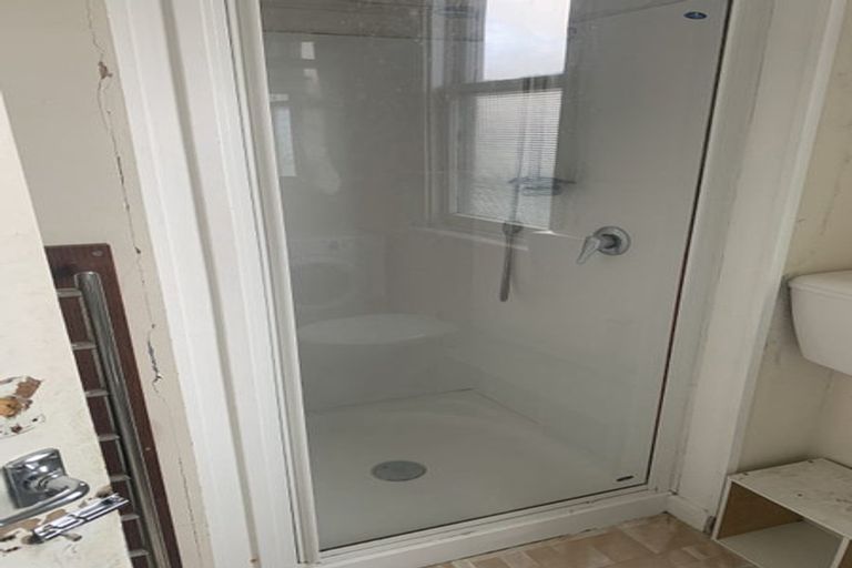 Photo of property in 8a Clermont Terrace, Kelburn, Wellington, 6012