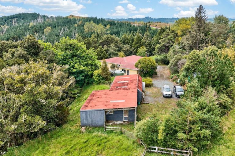 Photo of property in 196 Bull Road, Waiotira, 0193