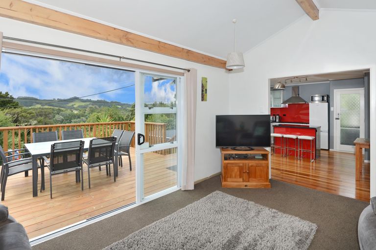 Photo of property in 37 Takahe Street, Tikipunga, Whangarei, 0112