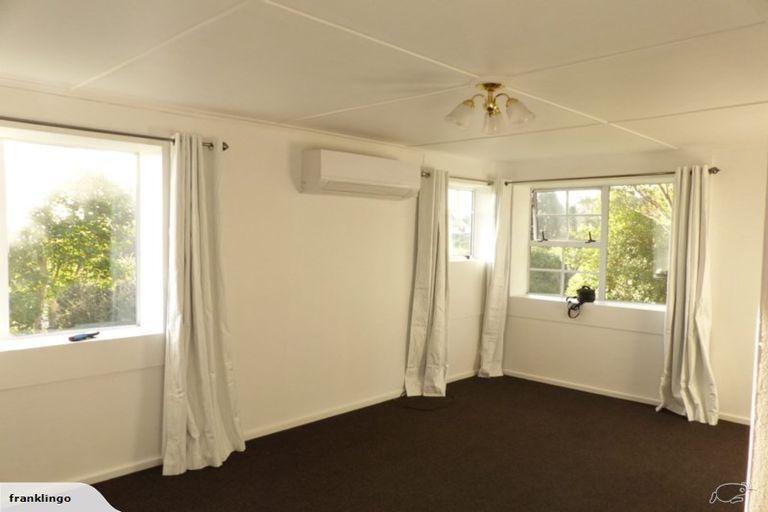 Photo of property in 16 Milford Avenue, Calton Hill, Dunedin, 9012