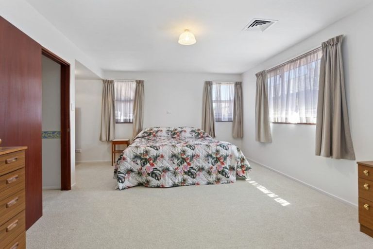 Photo of property in 4 Stanton Place, Woodend, 7610