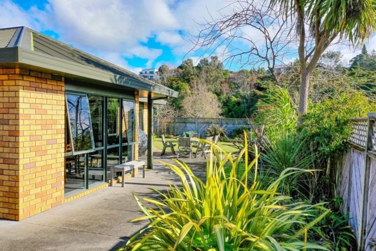 Photo of property in 21 The Fairway, Whakatane, 3120