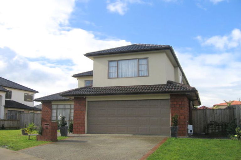 Photo of property in 14 Glanmire Place, Flat Bush, Auckland, 2016