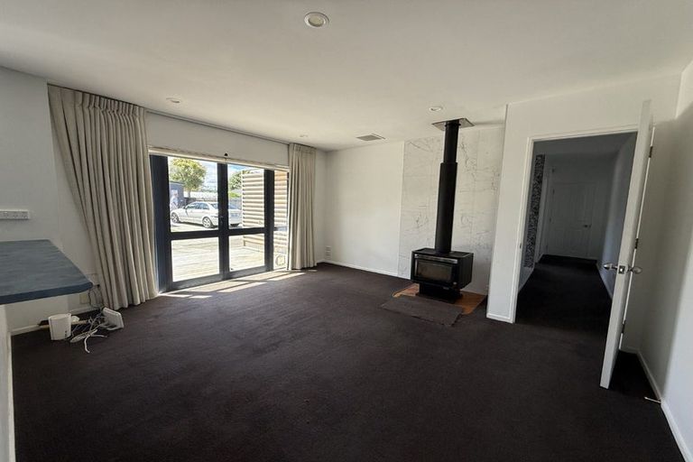 Photo of property in 52a Ferry Parade, Herald Island, Auckland, 0618