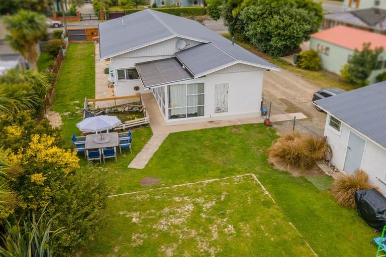 Photo of property in 6 Naylor Street, Waimate, 7924