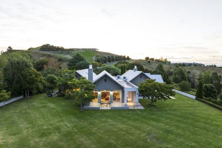 Photo of property in 54 Endsleigh Drive, Havelock North, Hastings, 4172