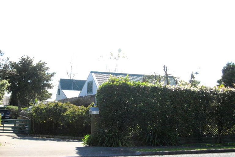 Photo of property in 160a Hill Road, Manurewa, Auckland, 2105