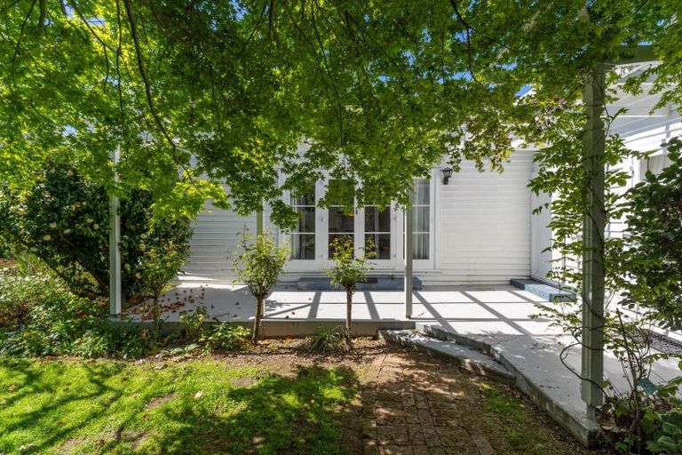 Photo of property in 37 Eltham Road, Blenheim, 7201