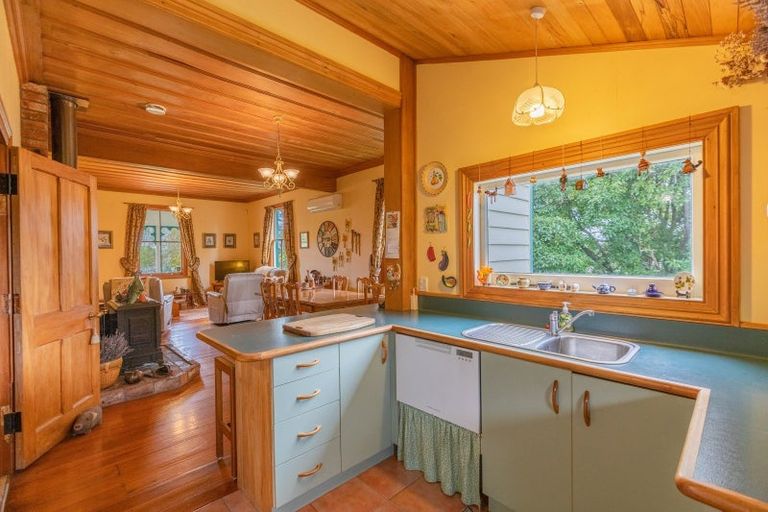 Photo of property in 3 Saint Marys Road, Waipukurau, 4200