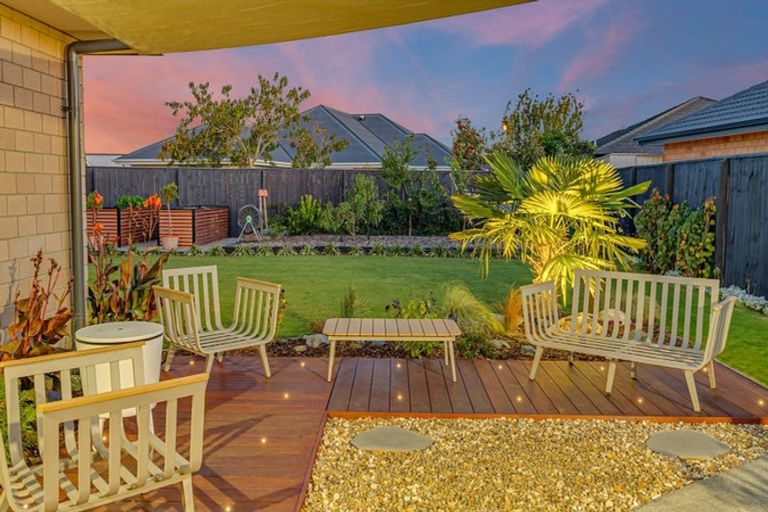 Photo of property in 28 Sovereign Boulevard, Kaiapoi, 7630