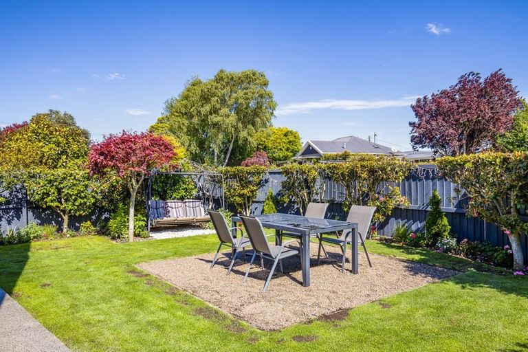 Photo of property in 6 Doncaster Street, Sockburn, Christchurch, 8042
